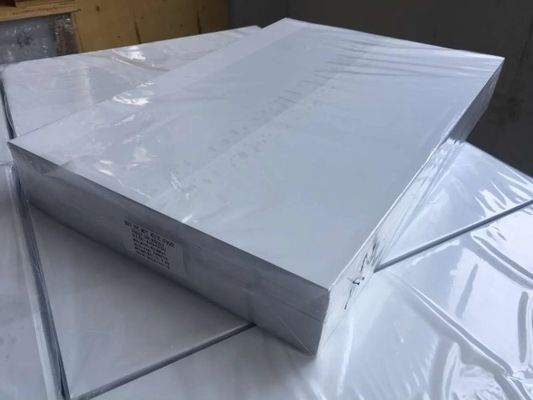 Hình giấy nhựa PVC tái chế có thể in được màu trắng 0,3mm thân thiện với môi trường cho sản xuất thẻ Smat