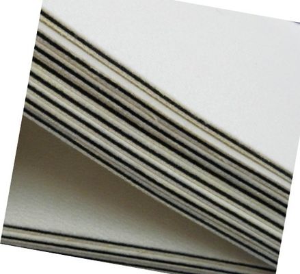 Tấm lót nhiều lớp màu trắng A4 3 mm Chất liệu đệm nỉ cho cán thẻ RFID