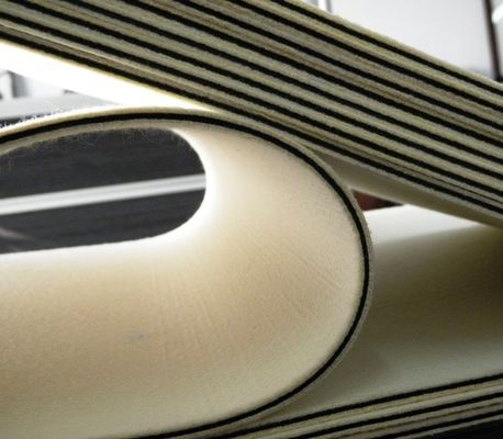 Tấm lót nhiều lớp màu trắng A4 3 mm Chất liệu đệm nỉ cho cán thẻ RFID