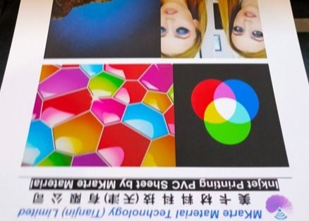 Tấm PVC có thể in kỹ thuật số hai mặt với độ bám mực tuyệt vời và độ bong tróc mạnh