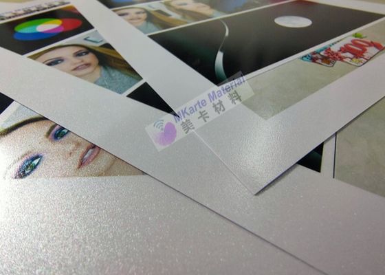 Dập nổi Thẻ ID 0,3mm A3 In kỹ thuật số Tấm PVC