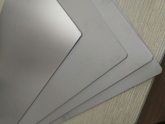 Tấm thép nhiều lớp mờ nhẹ Độ nhám bề mặt 0,3um cho vật liệu thẻ nhựa PVC