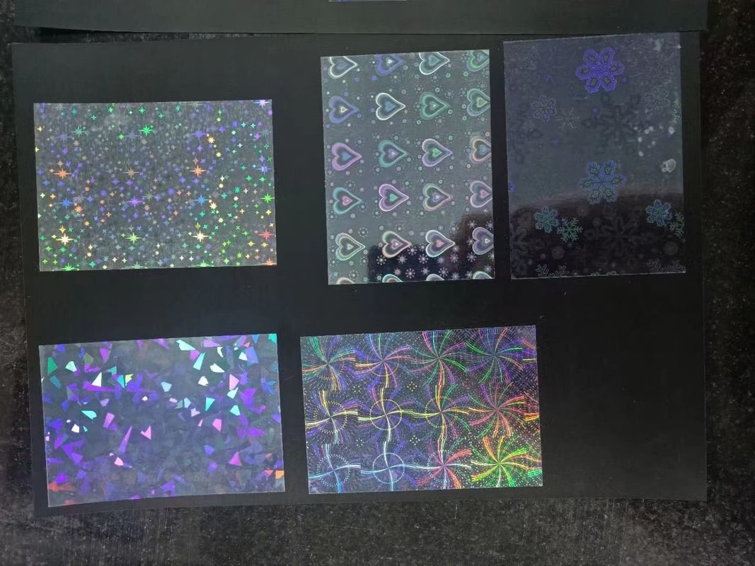 0.08mm PVC phủ lớp phủ Vicat điểm làm mềm C ≥76±2 Phim Hologram cho các sản phẩm thẻ
